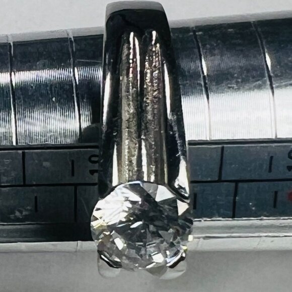 Unisex Stainless Steel Cubic Zirconia Ring Band Sz 8 Wedding Promise Jewelry - Picture 6 of 8